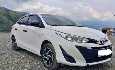 Selling White Toyota Vios 2018 in Manila