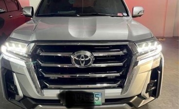 Selling Silver Toyota Land Cruiser 2011 in Taguig