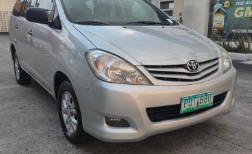 Silver Toyota Innova 2011 for sale in Quezon 