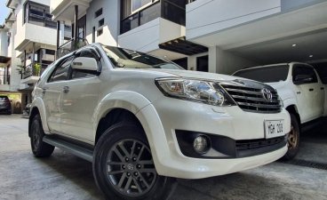 Selling White Toyota Fortuner 2014 in Quezon