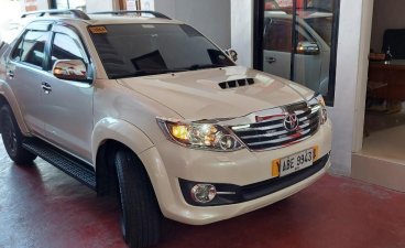 Pearl White Toyota Fortuner 2014 for sale in Lucena