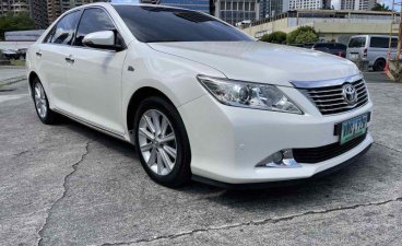 Sell Pearl White 2014 Toyota Camry in Pasig