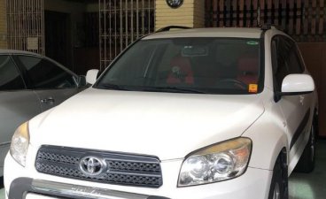 Sell White 2007 Toyota Rav4 in Pasig