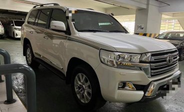 Pearl White Toyota Land Cruiser 2019 for sale in Automatic