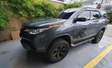 Selling Grey Toyota Fortuner 2018 in Pasig