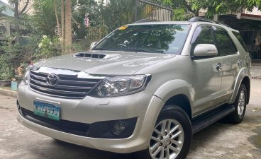 Pearl White Toyota Fortuner 2014 for sale in Valenzuela
