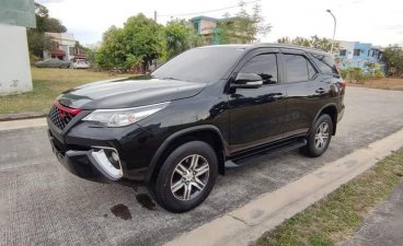 Black Toyota Fortuner 2017 for sale in Automatic