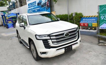 Selling Pearl White Toyota Land Cruiser 2022 in Quezon