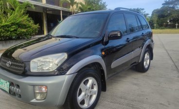 Selling Black Toyota RAV4 2002 in Cavite