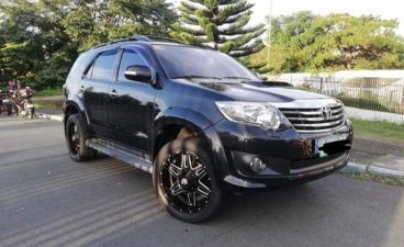 Black Toyota Fortuner 2013 for sale in Automatic