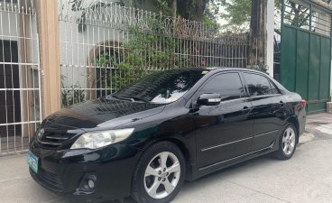 Black Toyota Corolla Altis 2013 for sale in Automatic