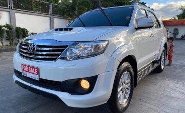 White Toyota Fortuner 2014 for sale in Quezon