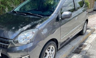 Selling Grey Toyota Wigo 2017 in Quezon 