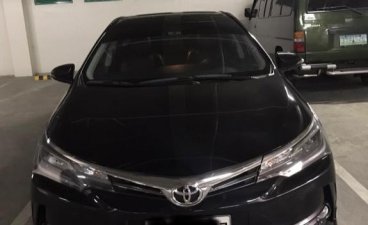 Selling Black Toyota Corolla Altis 2018 in Pasig