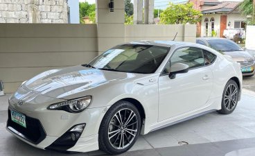 Pearl White Toyota 86 2013 for sale in Angeles