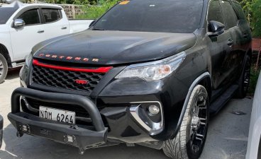 Selling Black Toyota Fortuner 2019 in Quezon 
