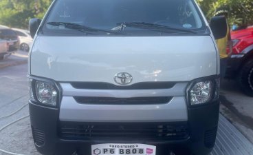 Selling Silver Toyota Hiace 2020 in Quezon 