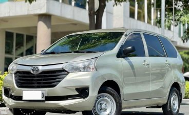 Selling Silver Toyota Avanza 2016 in Makati