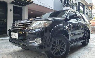 Black Toyota Fortuner 2015 for sale in Quezon 