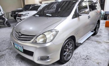2011 Toyota Innova  2.8 E Diesel AT in Lemery, Batangas
