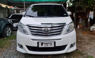 Pearl White Toyota Alphard 2014 for sale in Bacoor