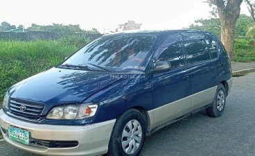 2000 Toyota Ipsum in Roxas, Isabela