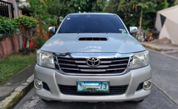 2013 Toyota Hilux  2.4 E DSL 4x2 M/T in Bacoor, Cavite
