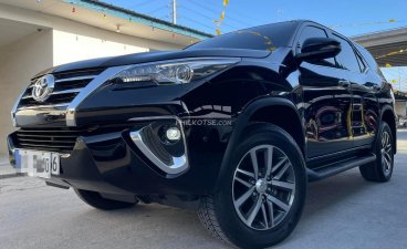 2019 Toyota Fortuner 2.4 V Pearl Diesel 4x2 AT in Quezon City, Metro Manila