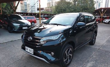 Selling Purple Toyota Rush 2022 in Mandaluyong