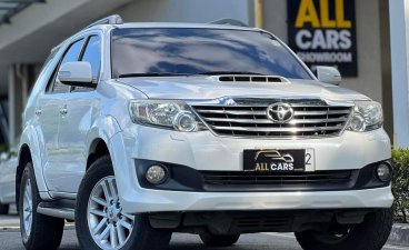 Sell White 2014 Toyota Fortuner in Makati