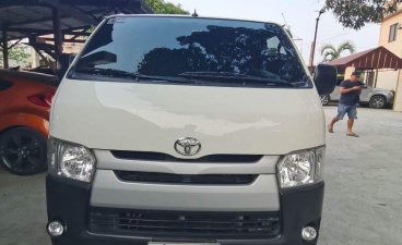 White Toyota Hiace 2018 for sale in Manual