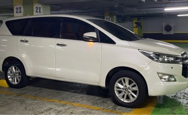 Selling White Toyota Innova 2017 in Manila