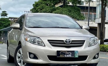 Sell White 2009 Toyota Altis in Makati