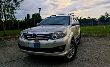 Sell White 2012 Toyota Fortuner in Balete
