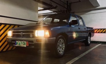 White Toyota Hilux 1997 for sale in Manual