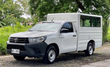 White Toyota Hilux 2021 for sale in Parañaque