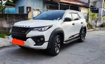 Pearl White Toyota Fortuner 2019 for sale in Automatic