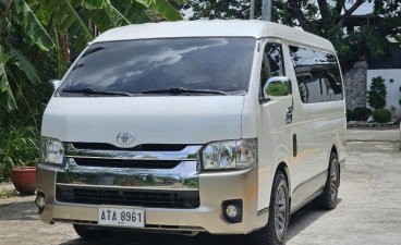 White Toyota Hiace 2015 for sale in Manila