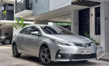 Selling White Toyota Altis 2018 in Quezon City