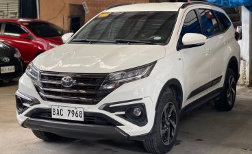 White Toyota Rush 2023 for sale in Automatic