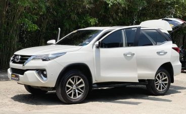 White Toyota Fortuner 2019 for sale in Automatic