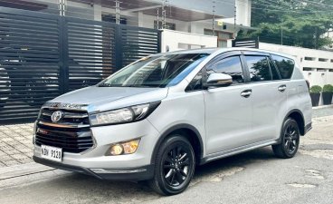 Selling White Toyota Innova 2020 in Pasig