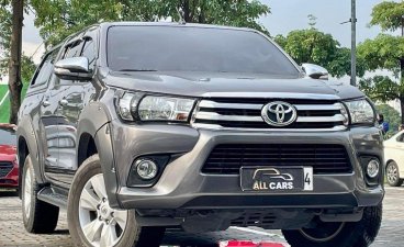 White Toyota Hilux 2016 for sale in Makati