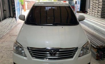 Sell Pearl White 2013 Toyota Innova in Quezon City