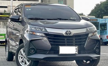 Selling White Toyota Avanza 2019 in Makati