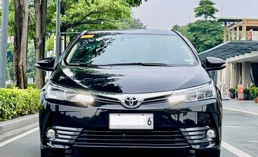 Selling White Toyota Corolla altis 2018 in Makati