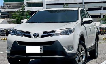 Sell White 2015 Toyota Rav4 in Makati