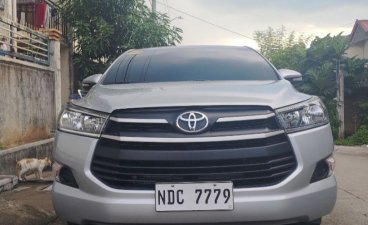White Toyota Innova 2016 for sale in Manila