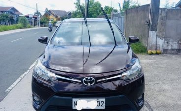 Selling Yellow Toyota Vios 2017 in Lemery