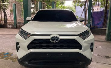 Sell White 2019 Toyota Rav4 in Pasig